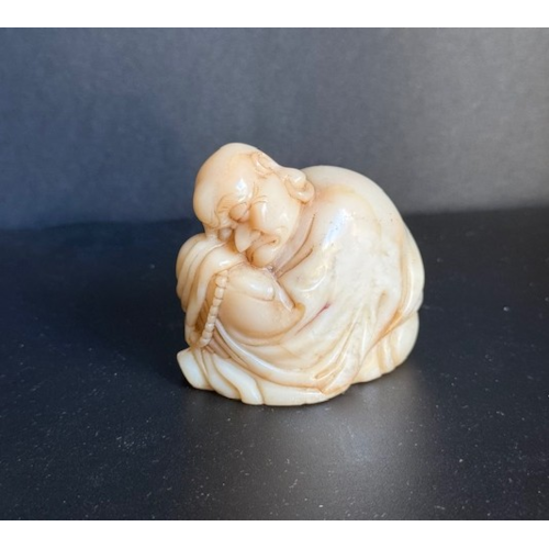 soapstone statuette representing a lohan -China 18/19em
